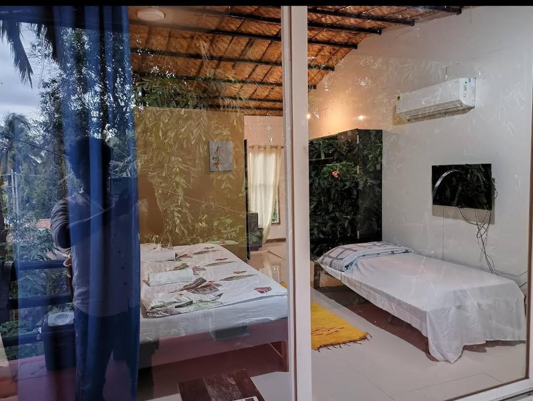 Lotus Riya Home Stay Hampi Zimmer foto
